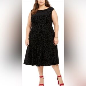 Tommy Hilfiger 14W Black Floral Print Velvet Burnout Lined Fit & Flare Dress